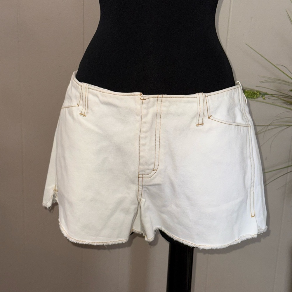 VTG Y2K • J. Crew • White Denim Low Rise Shorts